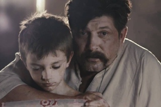 Той, хто пройшов крізь вогонь  (2012) трейлер