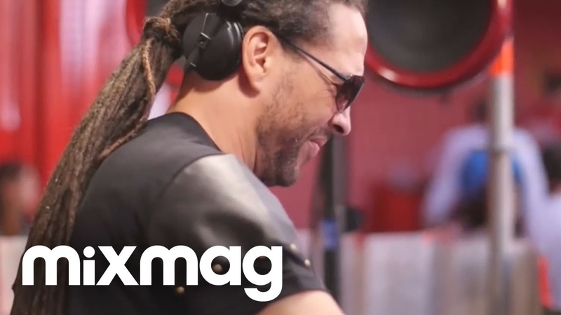 RONI SIZE quality dnb set in The Lab, Smirnoff