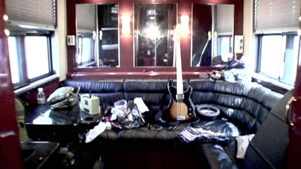 Life On The Road With The Veronicas 2005