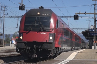 Trains At Lake Zurich - Zge am Zrisee