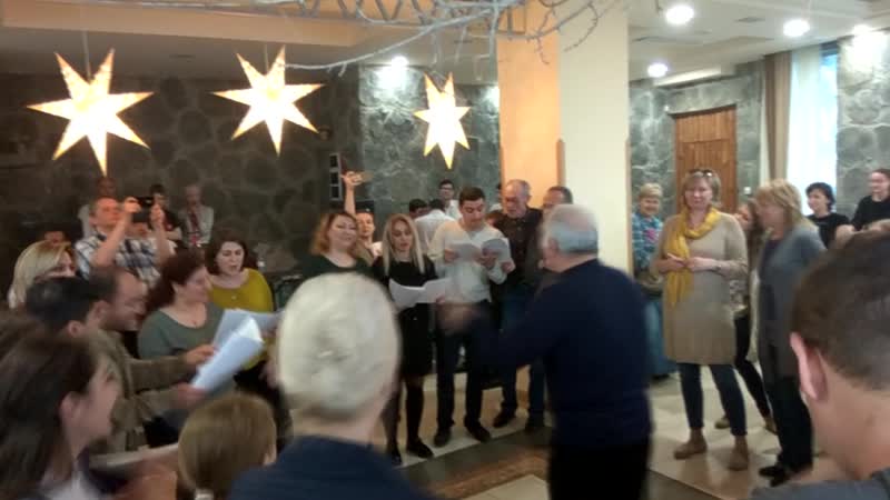 Хор. Армения. Ресторан в