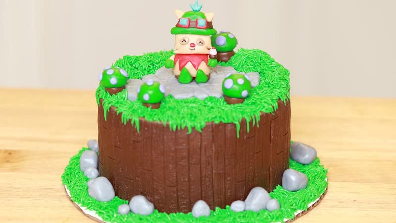 LEAGUE OF LEGENDS CAKE NERDY
