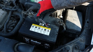 Hyundai Getz - Battery Replacement