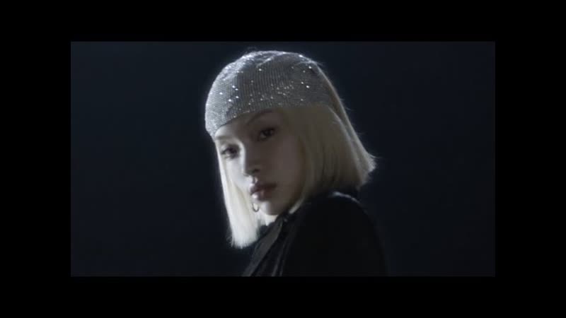 Lexie Liu 刘柏辛 了 L ( Official