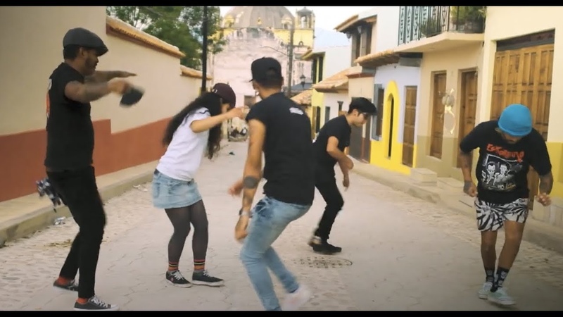 Son Rompe Pera, Cumbia