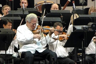 Itzhak Perlman Tchaikovsky Violin Concerto in D,Hollywood Bowl 9-13-12