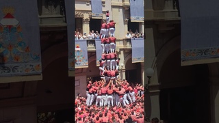 Human Tower in Tarragona || ViralHog