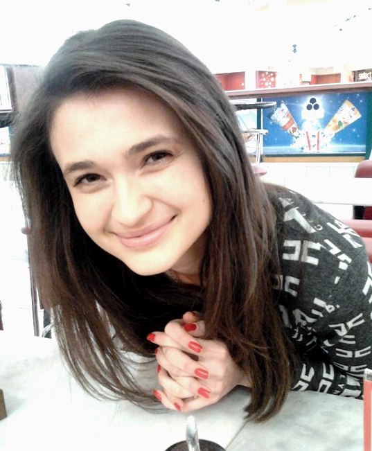 Мар'яна Котула | Красное