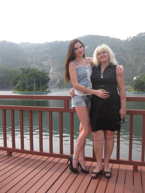 Анна Мкртчян | Луганск