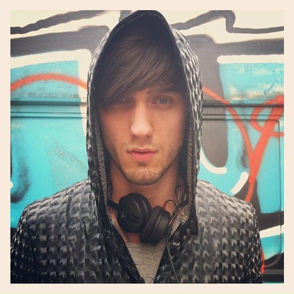 №35, Tolya Tokyo, Киев №35, Tolya Tokyo, Киев