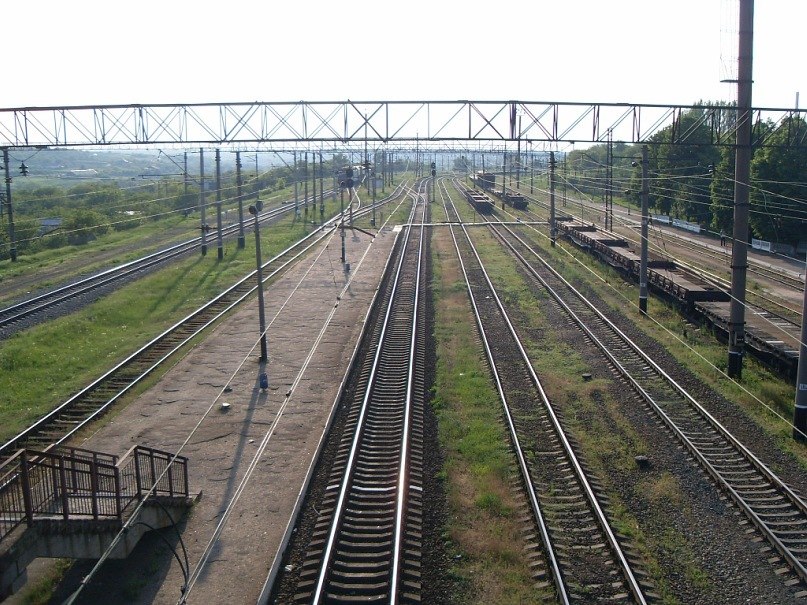 Роберт Пашковский centre side™ | London