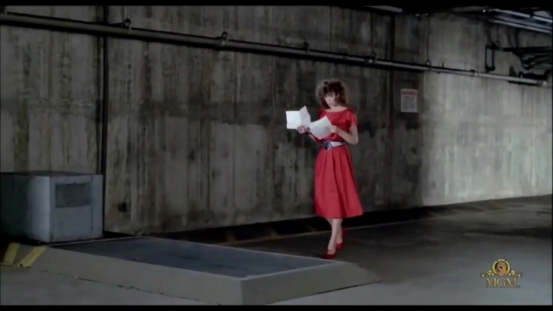 Chris de Burgh Lady in Red ( Kelly Lebrock) Marilyn Monroe style. Lyrics