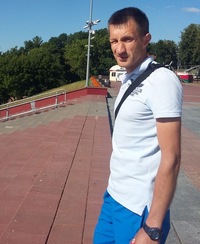 Дмитрий Макаров