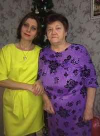 Оля Железнякова