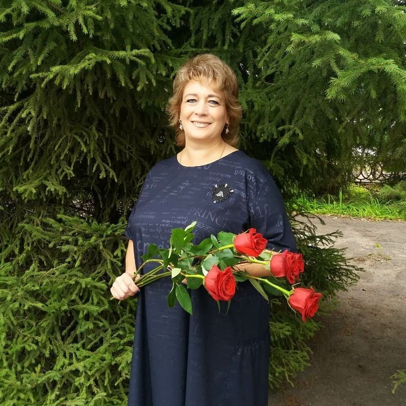 Петровчанка Наталия КАЩЕЕВА стала одним из победителей регионального конкурса на присуждение премий лучшим учителям