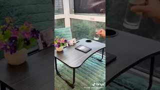 Складной стол для ноутбука со слотом