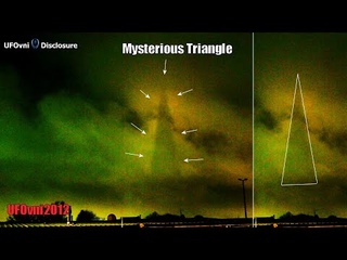 👽Mysterious Triangle Hides In The Cloud Captured By SIOnyx Aurora Pro Dec 30, 2021, 1 a.m. Belgium