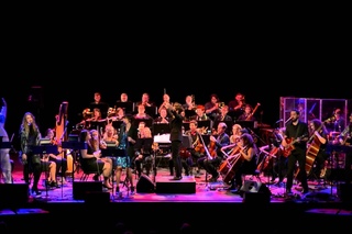 Seattle Rock Orchestra performs David Bowie - Starman ()