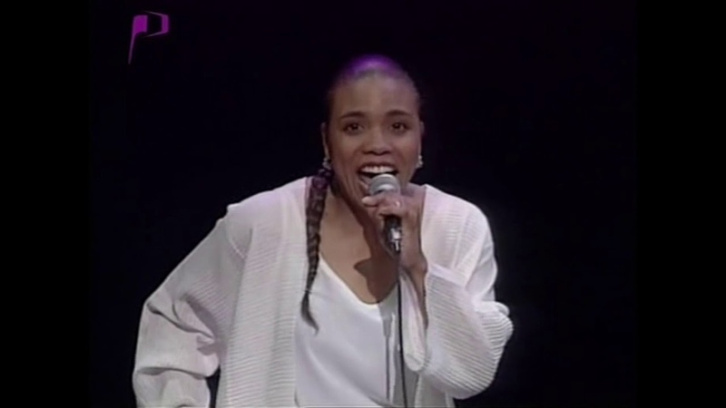Dee Dee Bridgewater live Montreal Jazz Festival