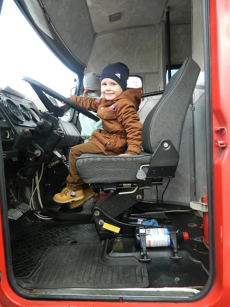 Лена Скачкова | Ярославль (деревня)