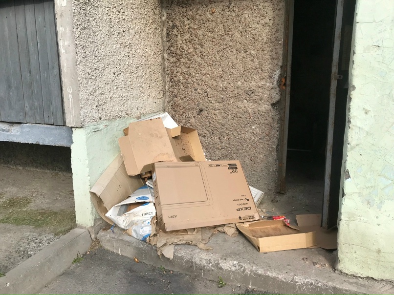 КГО у подъездов. Как решили проблему в д. 23а по ул. Заводской, изображение №8