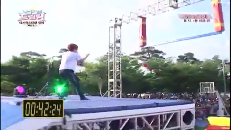 My man Taemin is pretty good. He can do anything if he wants to fast and