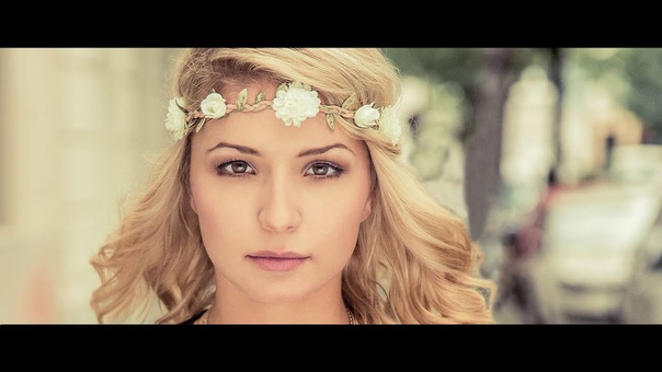 Nicole Cross Awesome ( Official