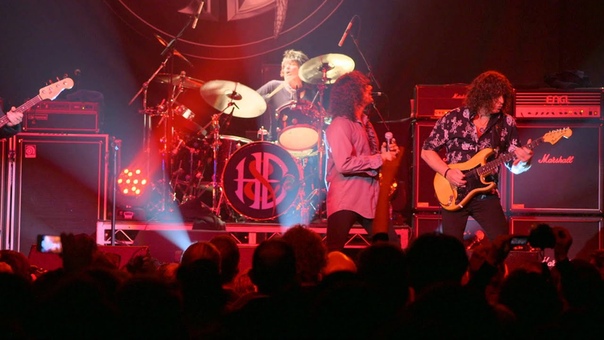 Heaven Earth House of Blues ::