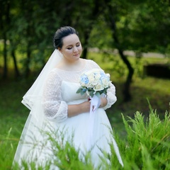 Женя Гарина
